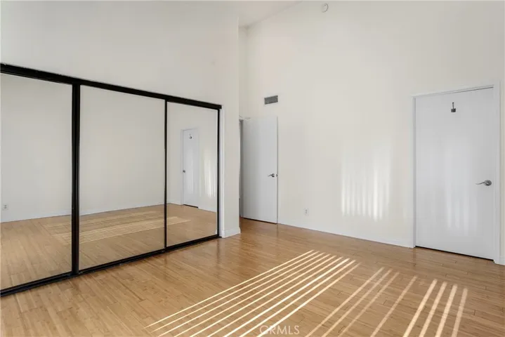 14715 Saticoy Street 12, Van Nuys, California 91405