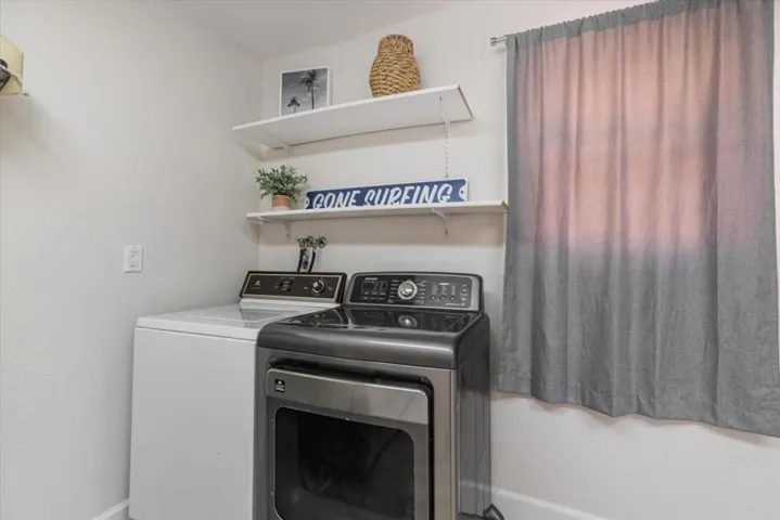 1555 Lincoln Avenue, Capitola, California 95010