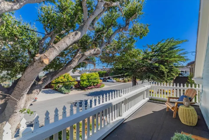 1555 Lincoln Avenue, Capitola, California 95010