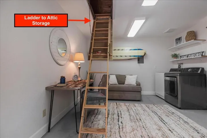 1555 Lincoln Avenue, Capitola, California 95010