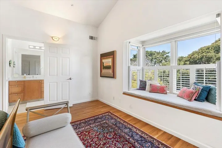 306 6th Street, Pacific Grove, California 93950