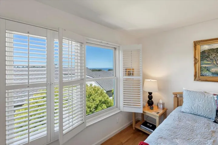 306 6th Street, Pacific Grove, California 93950