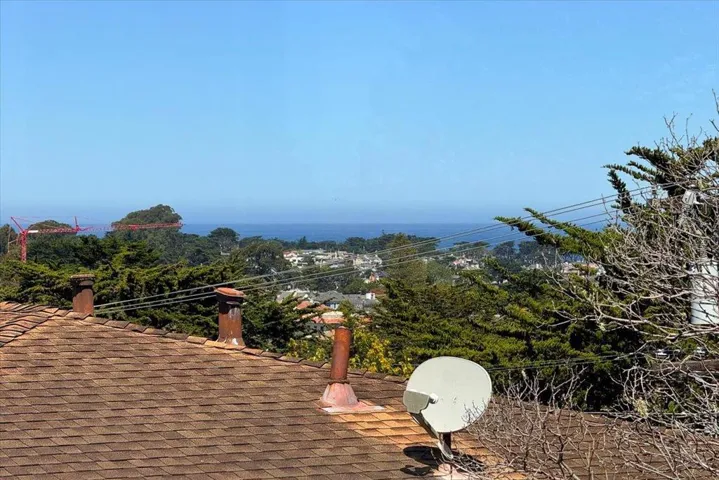 306 6th Street, Pacific Grove, California 93950