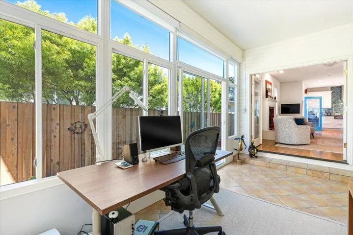 306 6th Street, Pacific Grove, California 93950