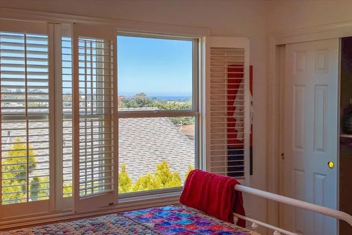 306 6th Street, Pacific Grove, California 93950