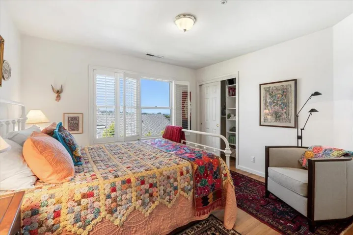 306 6th Street, Pacific Grove, California 93950