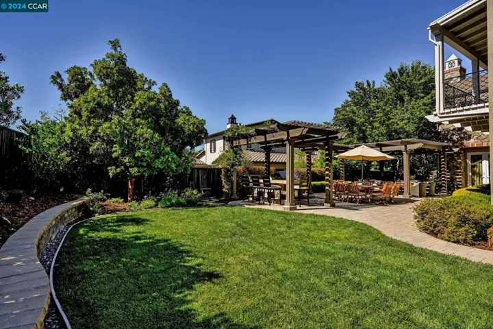 210 Snowdrop Ct, San Ramon, California 94582