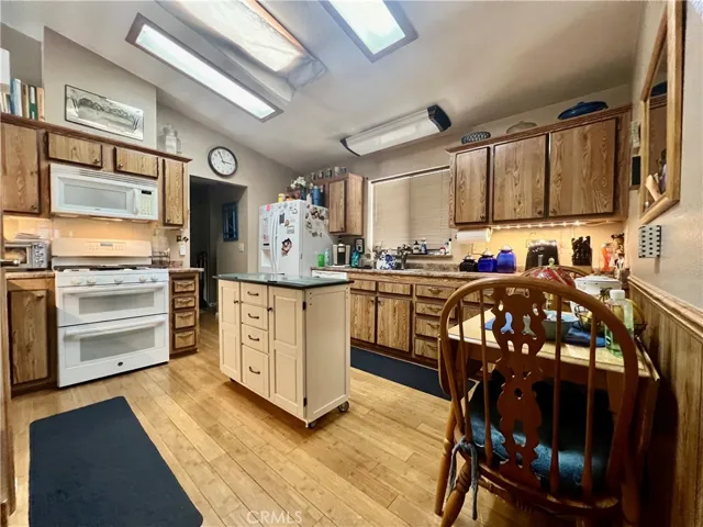 24600 Mountain Ave 7, Hemet, California 92544