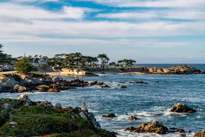 520 Lighthouse Avenue 302, Pacific Grove, California 93950