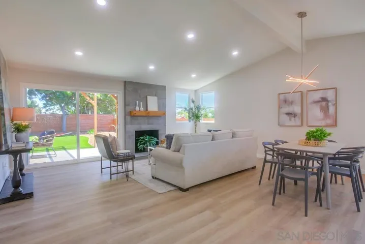 2143 Finch Lane, San Diego, California 92123