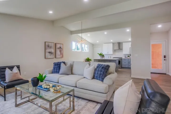 2143 Finch Lane, San Diego, California 92123
