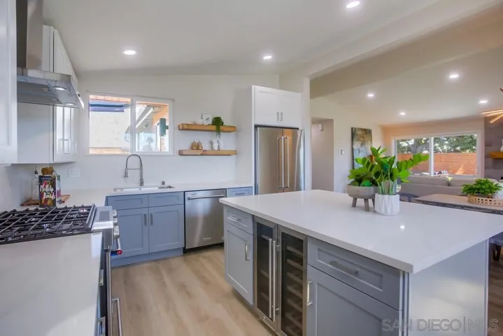 2143 Finch Lane, San Diego, California 92123