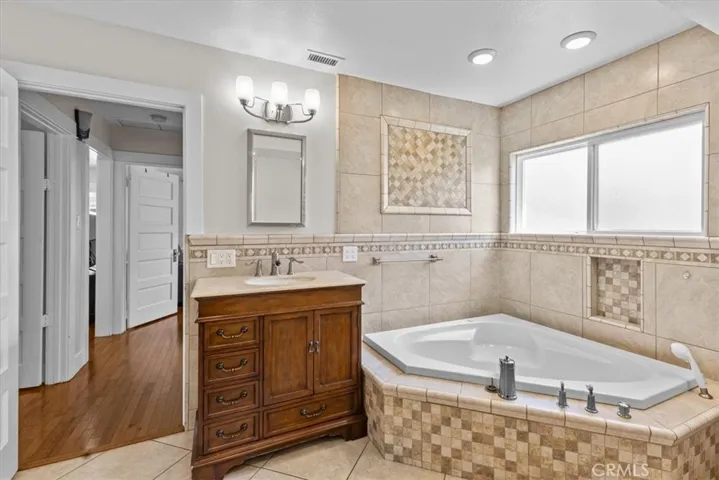 228 Jacaranda Place, Fullerton, California 92832