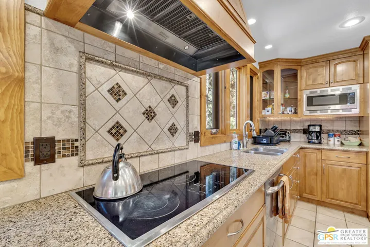 25395 Fern Valley Road, Idyllwild, California 92549