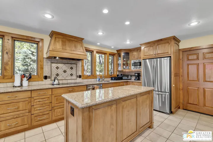 25395 Fern Valley Road, Idyllwild, California 92549