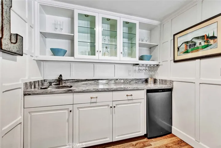 Entertainer's Wet Bar in Bonus Room