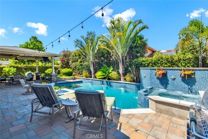 This Backyard is Amazing!!!
