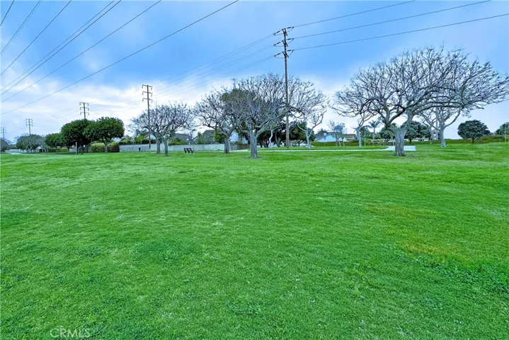 Steps to Neighborhood Park