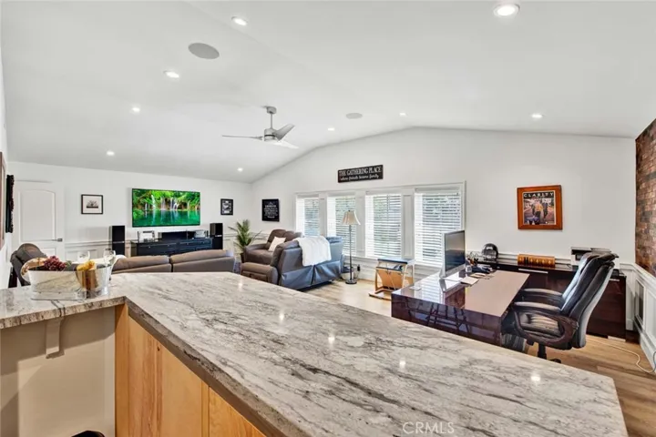 Huge Bonus Room