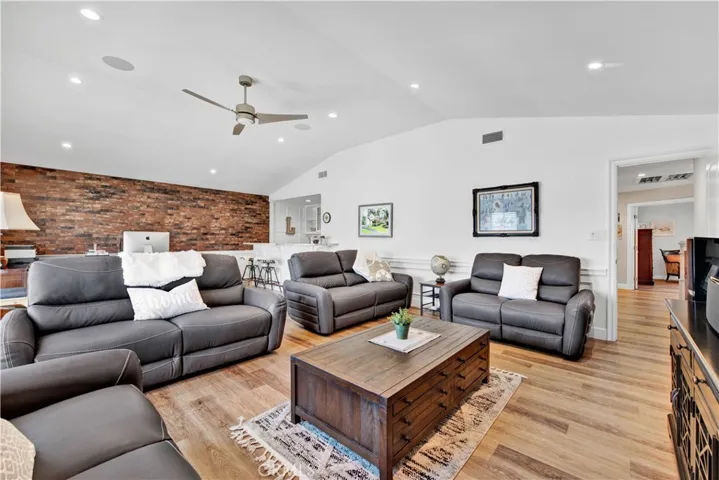 Bonus Room with Wet Bar