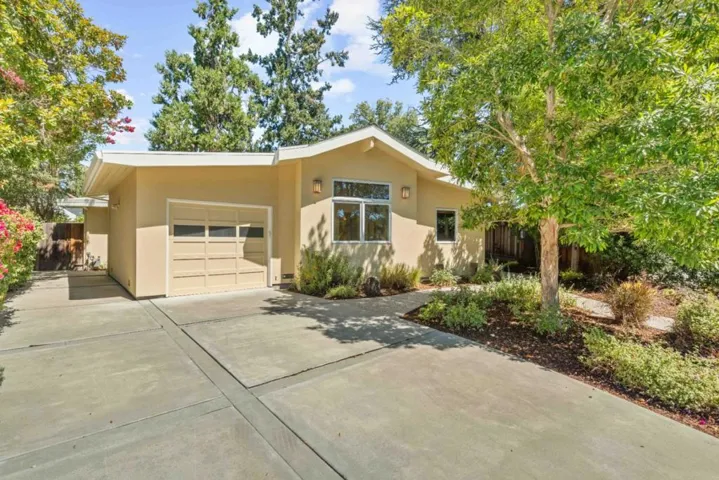 2499 Burnham Way, Palo Alto, California 94303