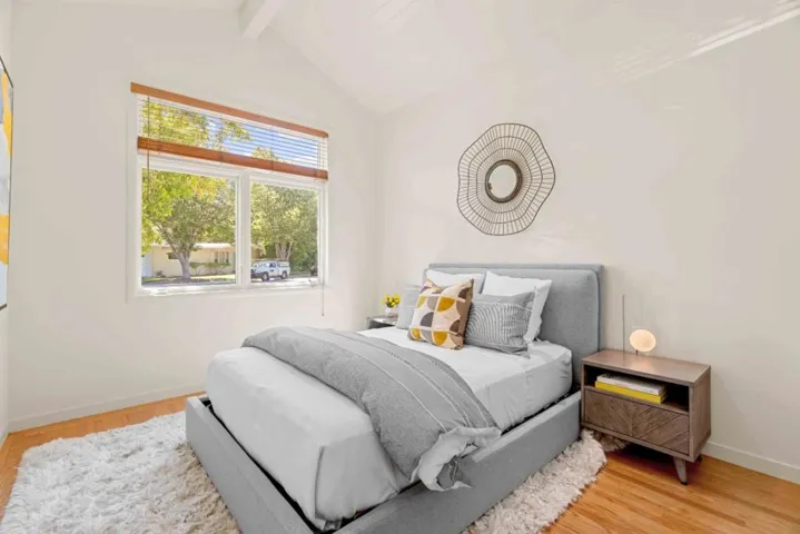 2499 Burnham Way, Palo Alto, California 94303