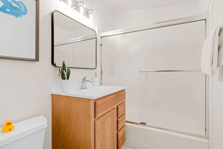 2499 Burnham Way, Palo Alto, California 94303