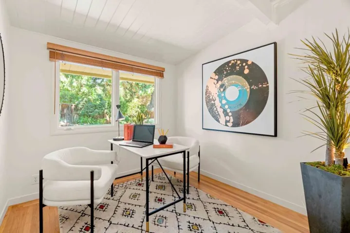 2499 Burnham Way, Palo Alto, California 94303