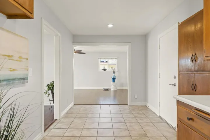 20-web-or-mls-UpmarketMedia-18SanBen-57