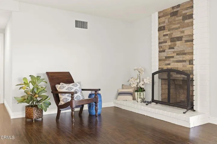 9-web-or-mls-UpmarketMedia-18SanBen-21