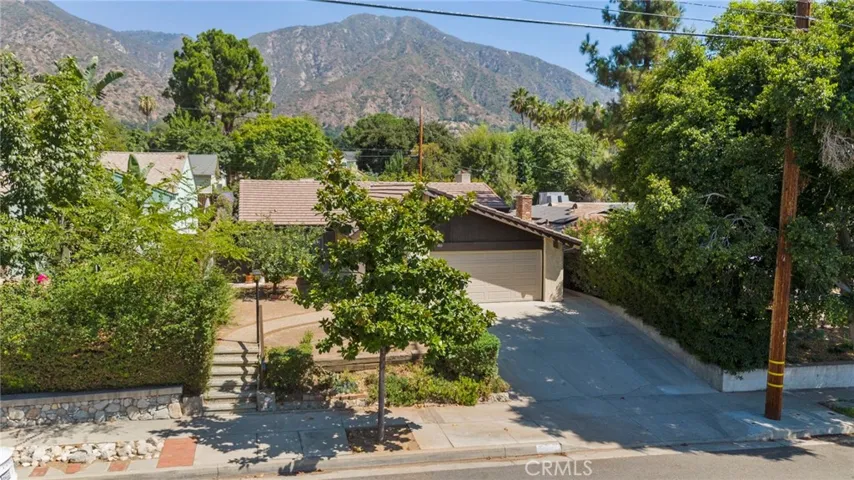 489 E Sierra Madre Boulevard, Sierra Madre, California 91024