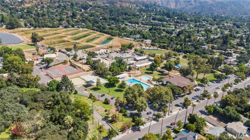 489 E Sierra Madre Boulevard, Sierra Madre, California 91024