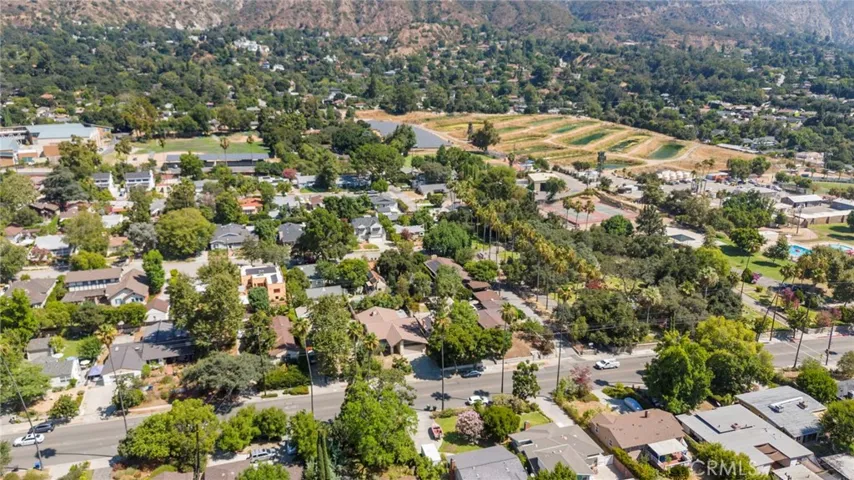 489 E Sierra Madre Boulevard, Sierra Madre, California 91024