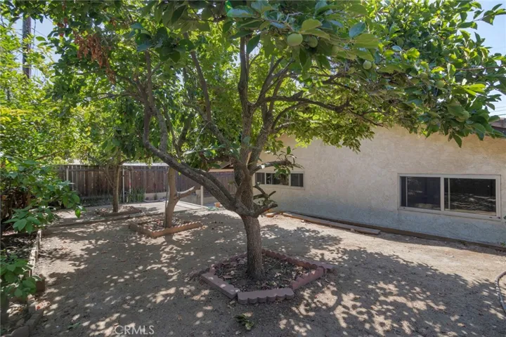 489 E Sierra Madre Boulevard, Sierra Madre, California 91024