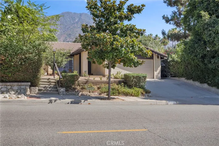 489 E Sierra Madre Boulevard, Sierra Madre, California 91024