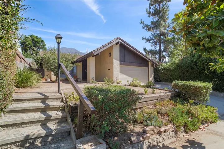 489 E Sierra Madre Boulevard, Sierra Madre, California 91024