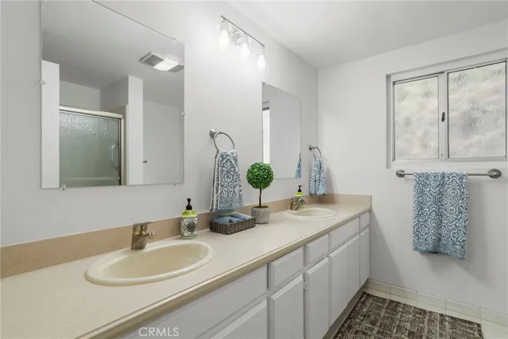 489 E Sierra Madre Boulevard, Sierra Madre, California 91024
