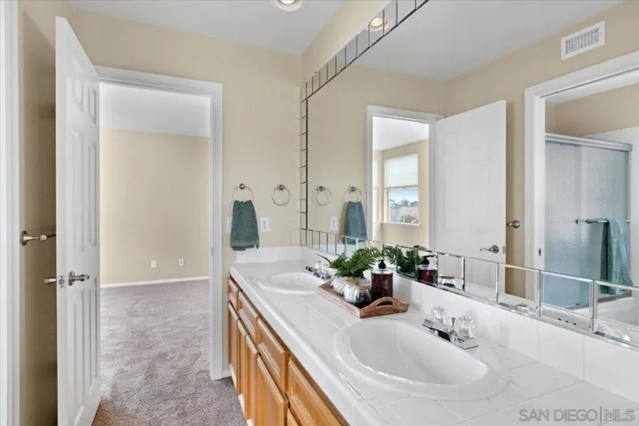 Upstairs Jack-and-Jill Bath
