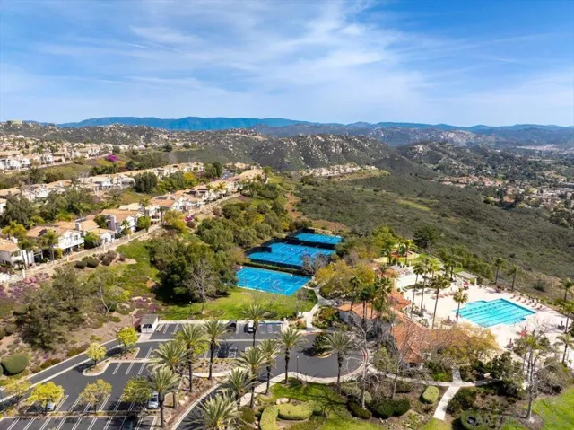 2116 Rock Gln, Escondido, California 92026