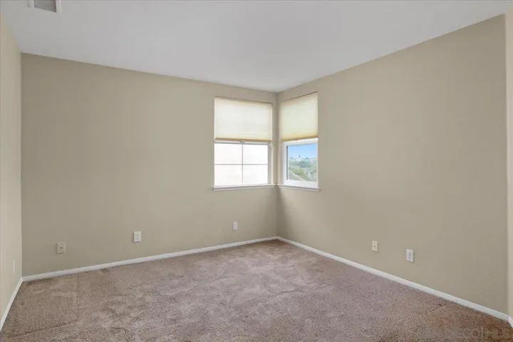 2116 Rock Gln, Escondido, California 92026