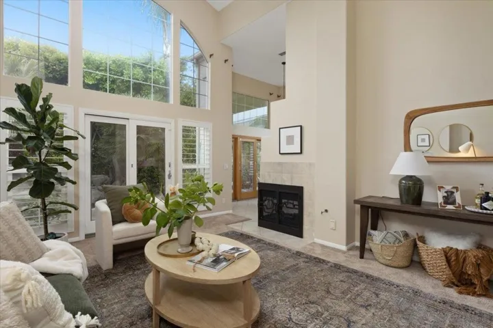 2116 Rock Gln, Escondido, California 92026