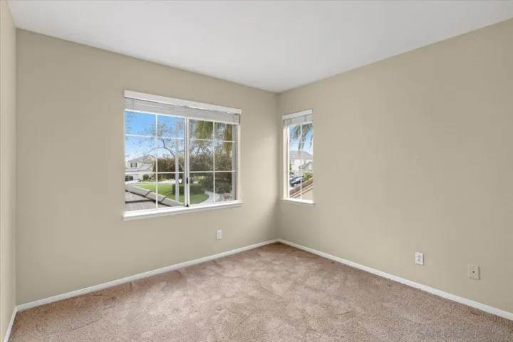 2116 Rock Gln, Escondido, California 92026