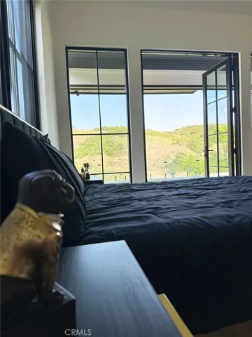 46 Dapplegray Road, Bell Canyon, California 91307