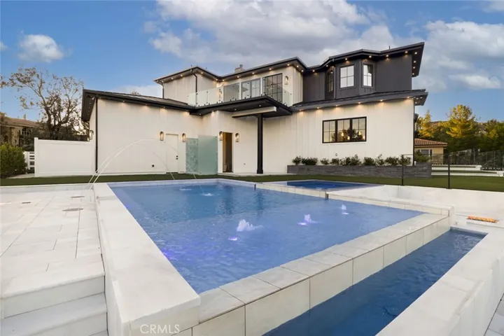 46 Dapplegray Road, Bell Canyon, California 91307