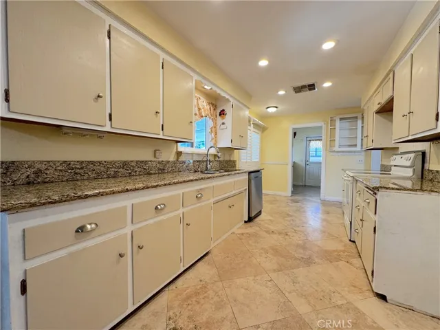 Cook's Kitchen