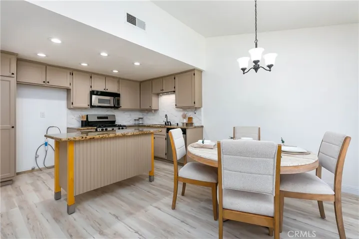 15732 Rosehaven Lane, Canyon Country, California 91387