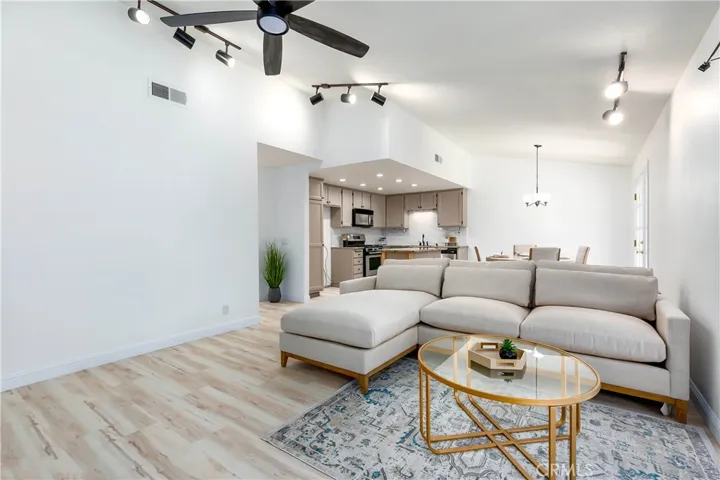 15732 Rosehaven Lane, Canyon Country, California 91387