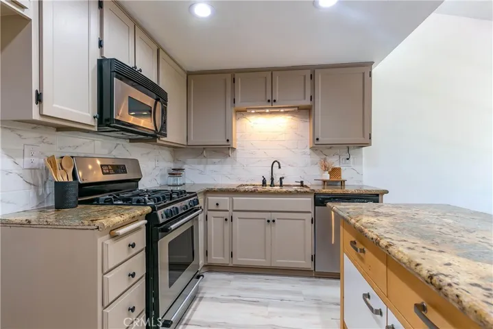 15732 Rosehaven Lane, Canyon Country, California 91387