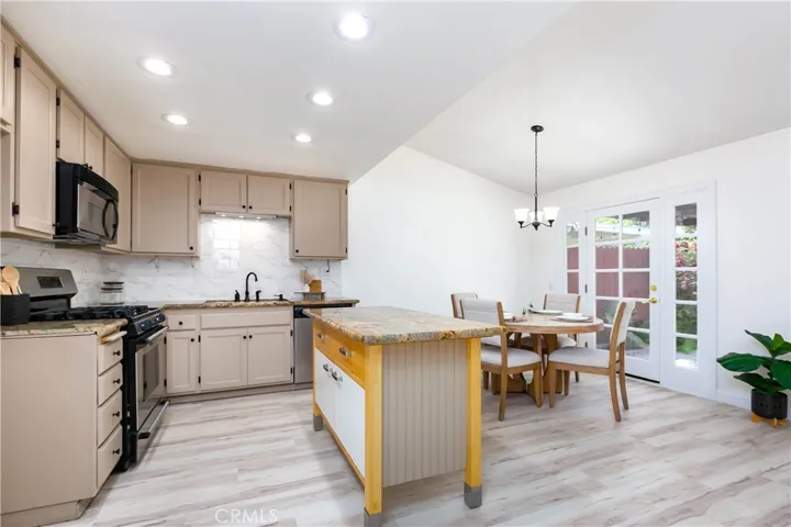 15732 Rosehaven Lane, Canyon Country, California 91387
