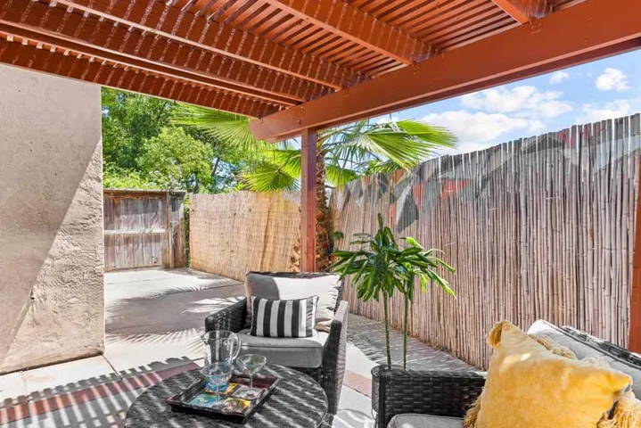 1881 Loreto Gln, Escondido, California 92027